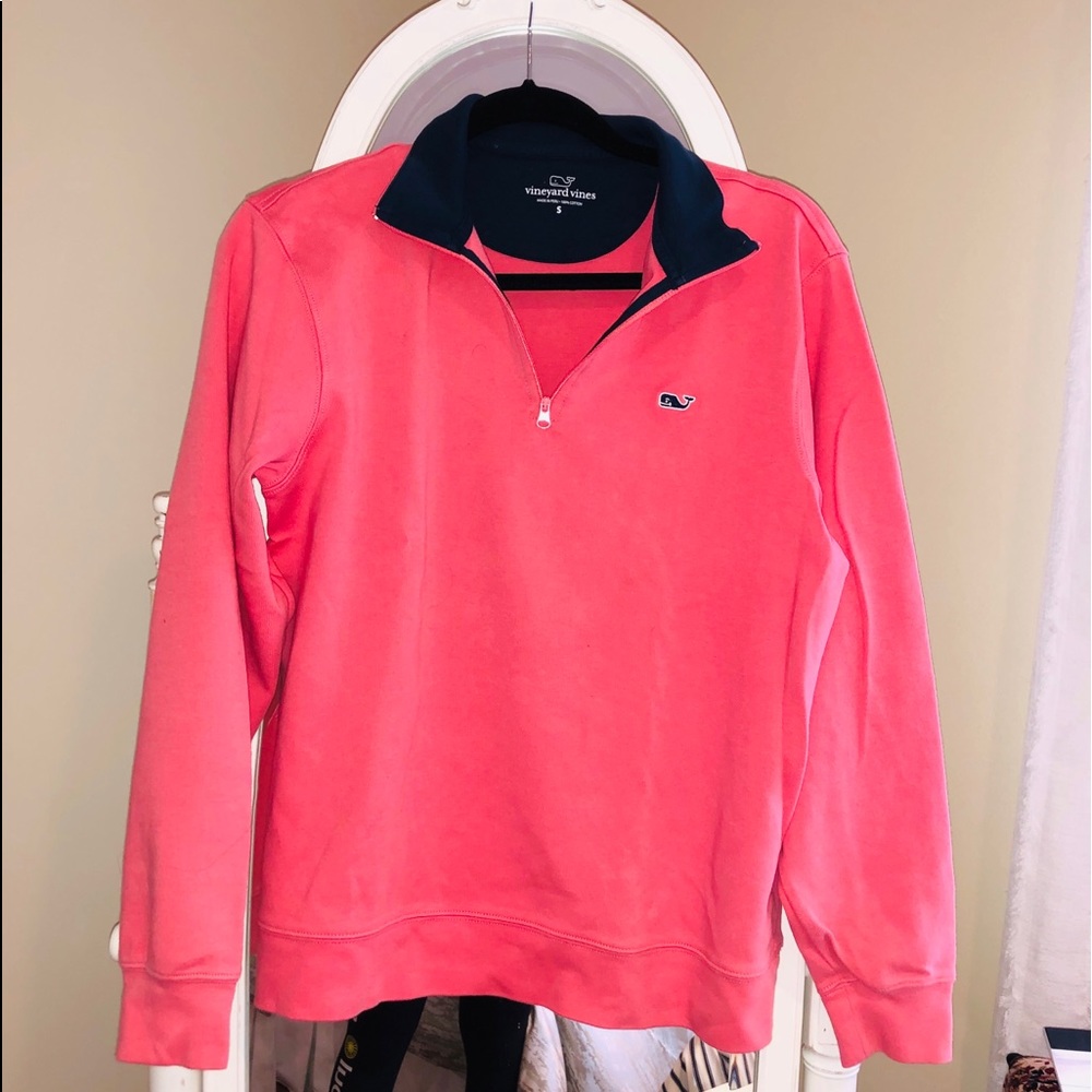Vineyard Vines sweatshirt